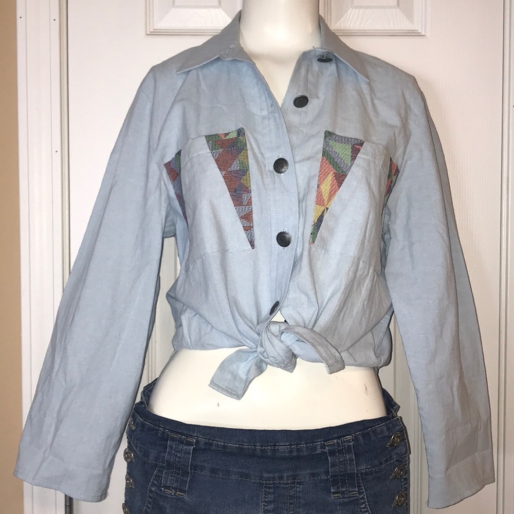 🛍️4/$20🛍️ Vintage Embroidered Button Up